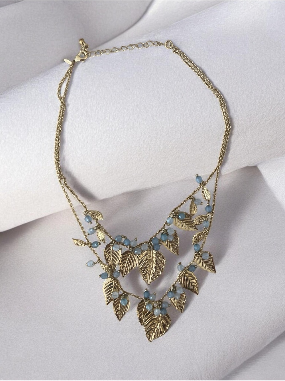 Avon vintage double strand gold leaf necklace